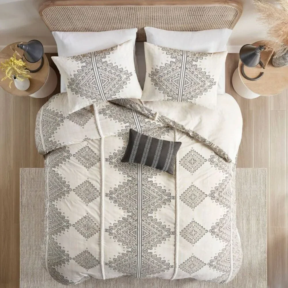 Madison Park Cream and Gray Comforter Set